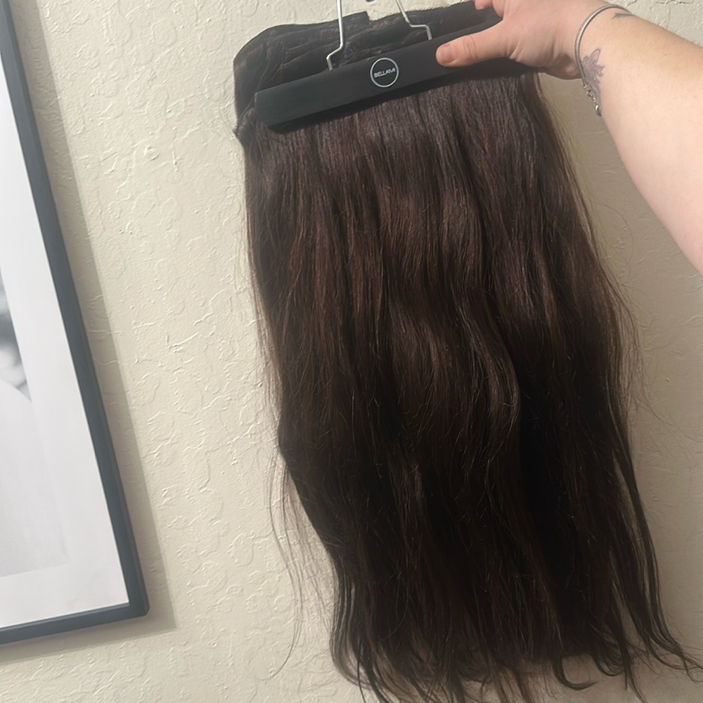 BELLAMI 28in Dark Brown hair extensions